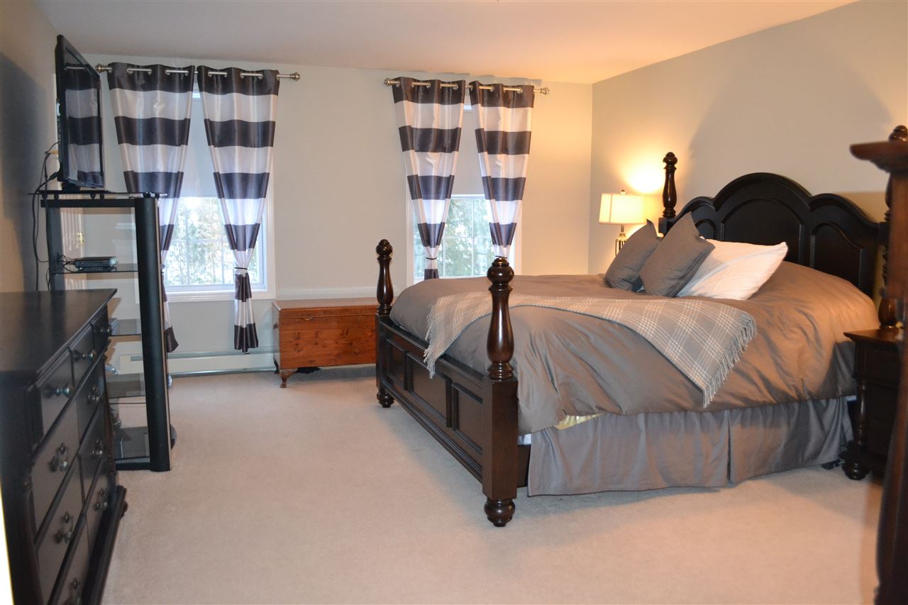 60 Longhill Road Raymond, NH 03077 - Photo 23 of 37