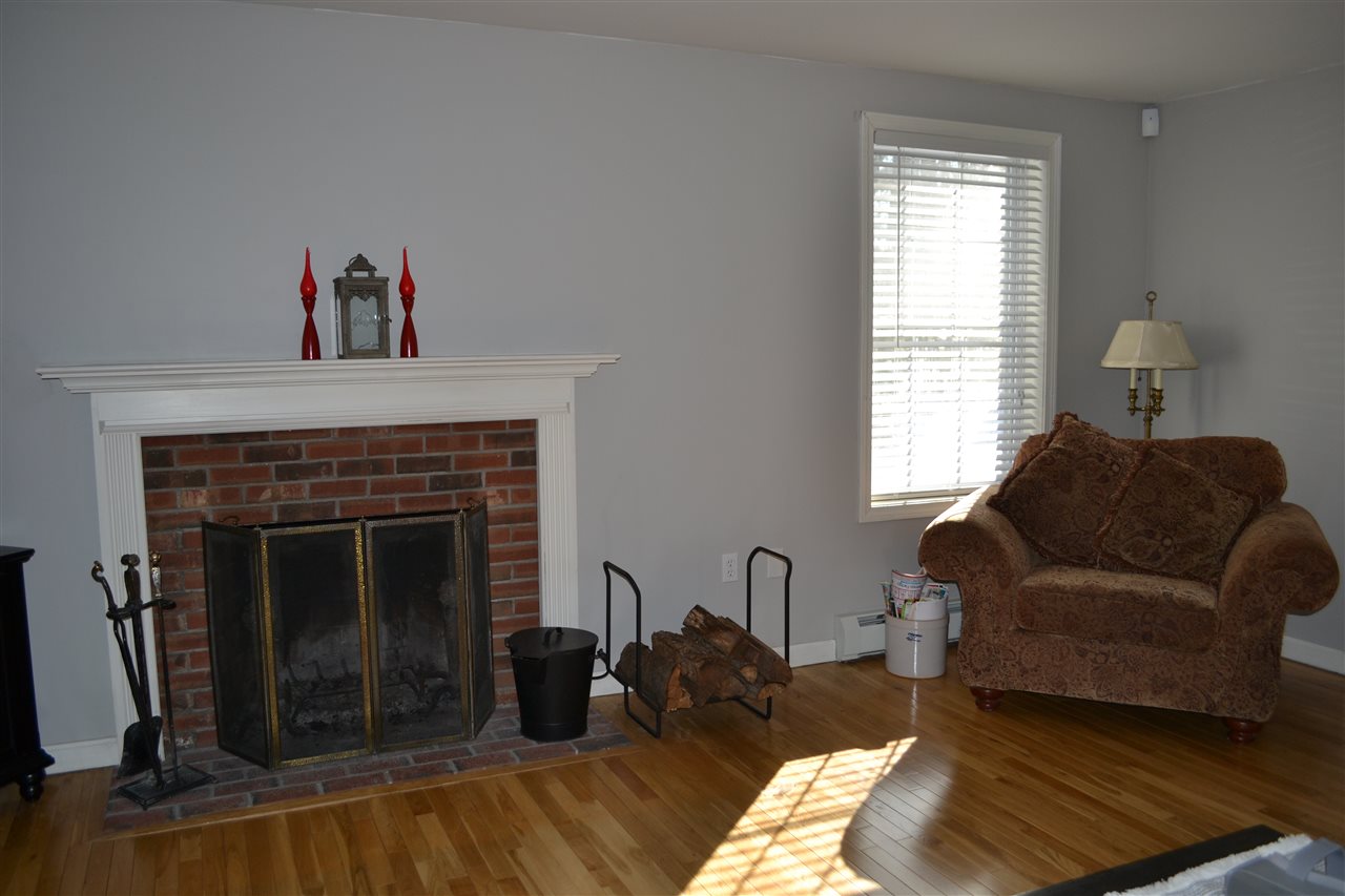 60 Longhill Road Raymond, NH 03077 - Photo 6 of 37