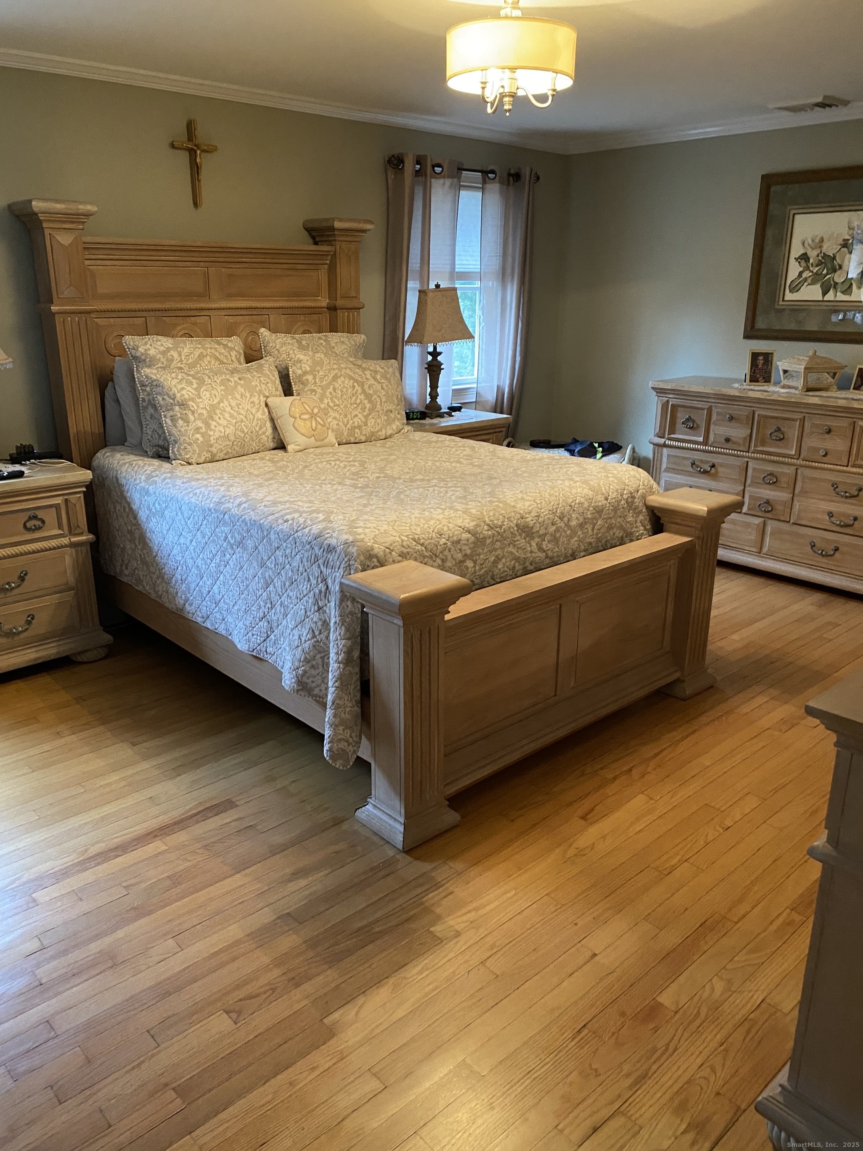 5 Meadow Wood Road Trumbull, CT 06611 - Photo 12 of 20 a bedroom with a bed and window