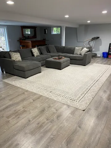 $4,800 | 5 Meadow Wood Road, Trumbull, CT 06611