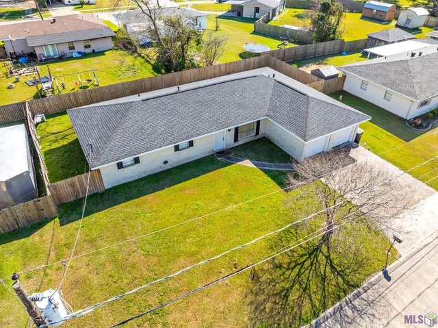 $169,900 | 305 Wildwood Drive, Houma, LA 70363