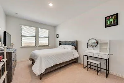 $2,500 | 524 4th Street, Argyle, TX 76226