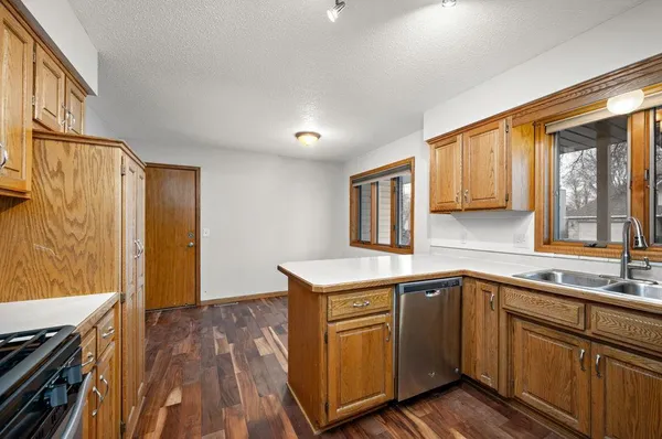 $449,777 | 15355 83rd High Road, Maple Grove, MN 55311