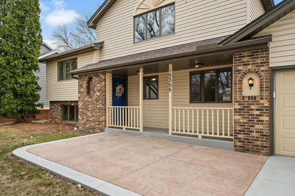 $449,777 | 15355 83rd High Road, Maple Grove, MN 55311