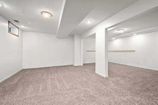 $449,777 | 15355 83rd High Road, Maple Grove, MN 55311