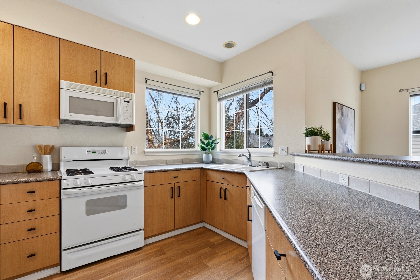 225 South 51st Street, Unit G Renton, WA 98055 - Photo 11 of 27