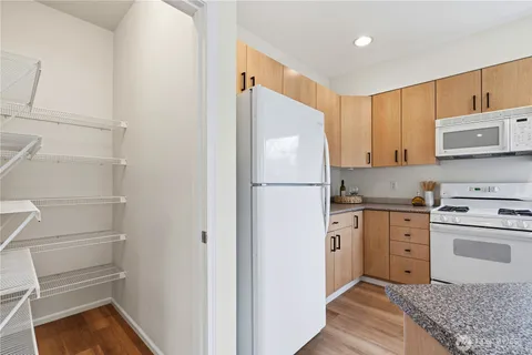 $499,000 | 225 South 51st Street, Unit G, Renton, WA 98055