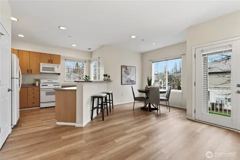 $499,000 | 225 South 51st Street, Unit G, Renton, WA 98055