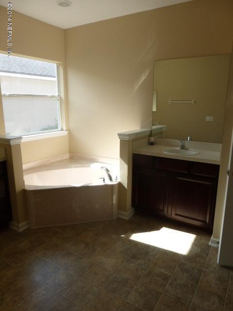 6064 Wakulla Springs Road Jacksonville, FL 32258 - Photo 14 of 17 MASTER BATH