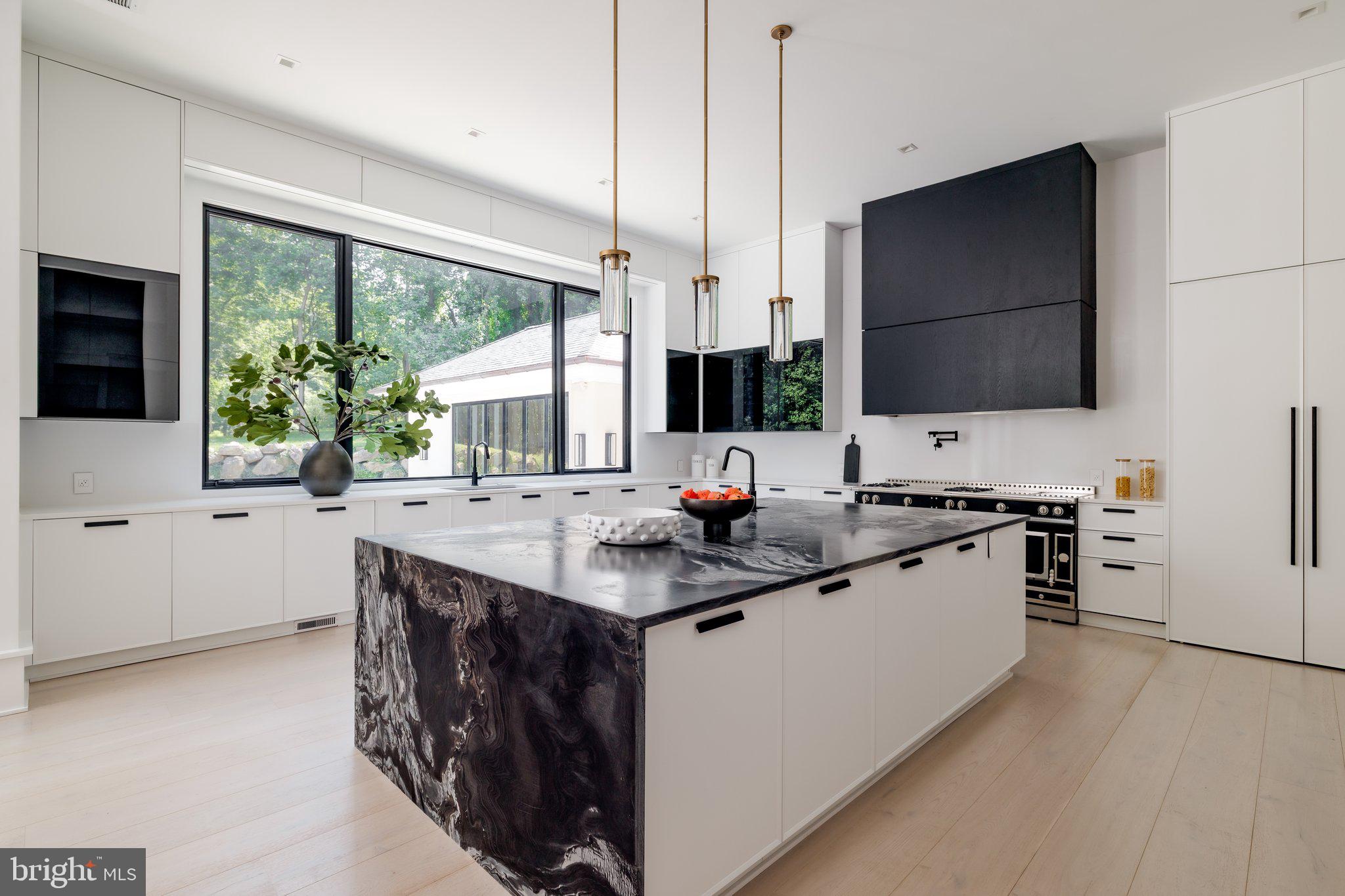 6501 Bright Mountain Road McLean, VA 22101 - Photo 15 of 50