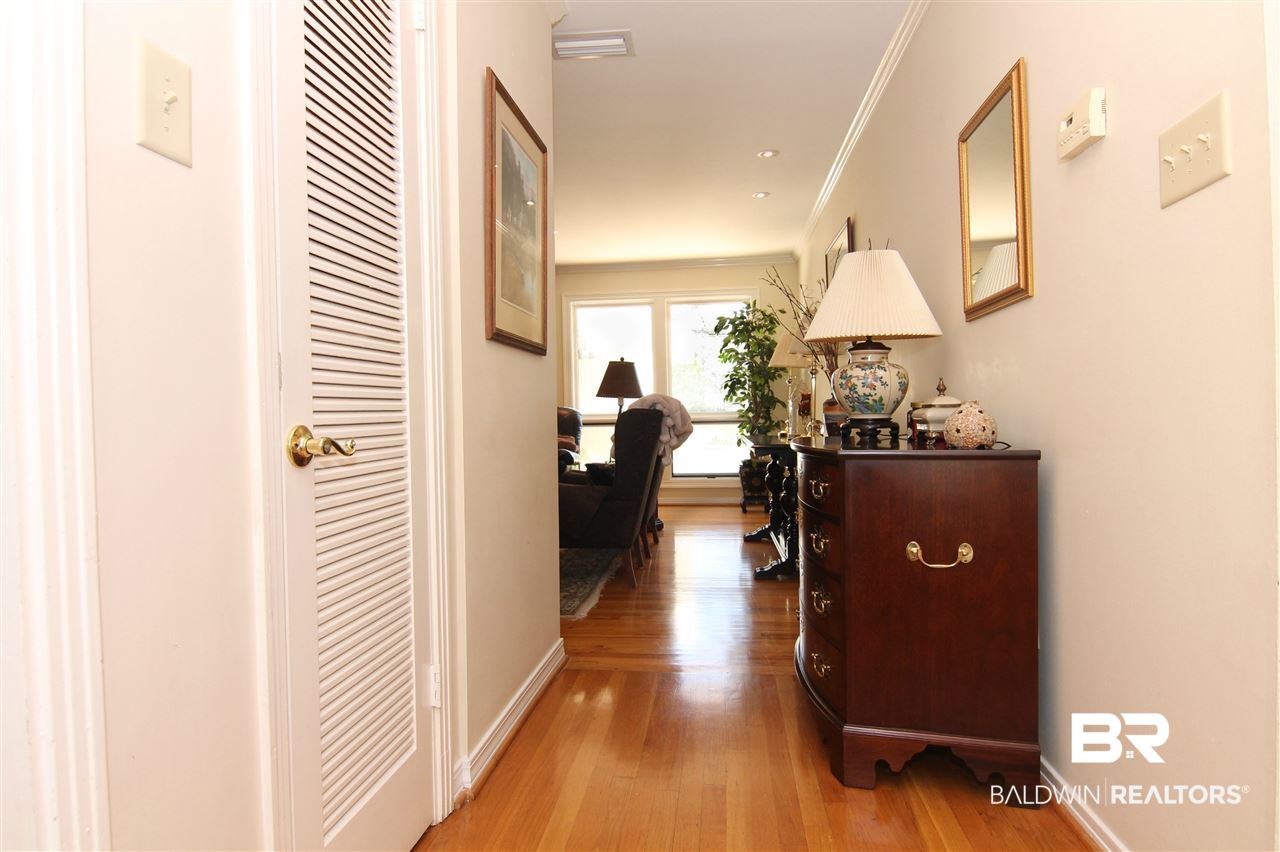 7 Spring Bank Road Mobile, AL 36608 - Photo 5 of 37