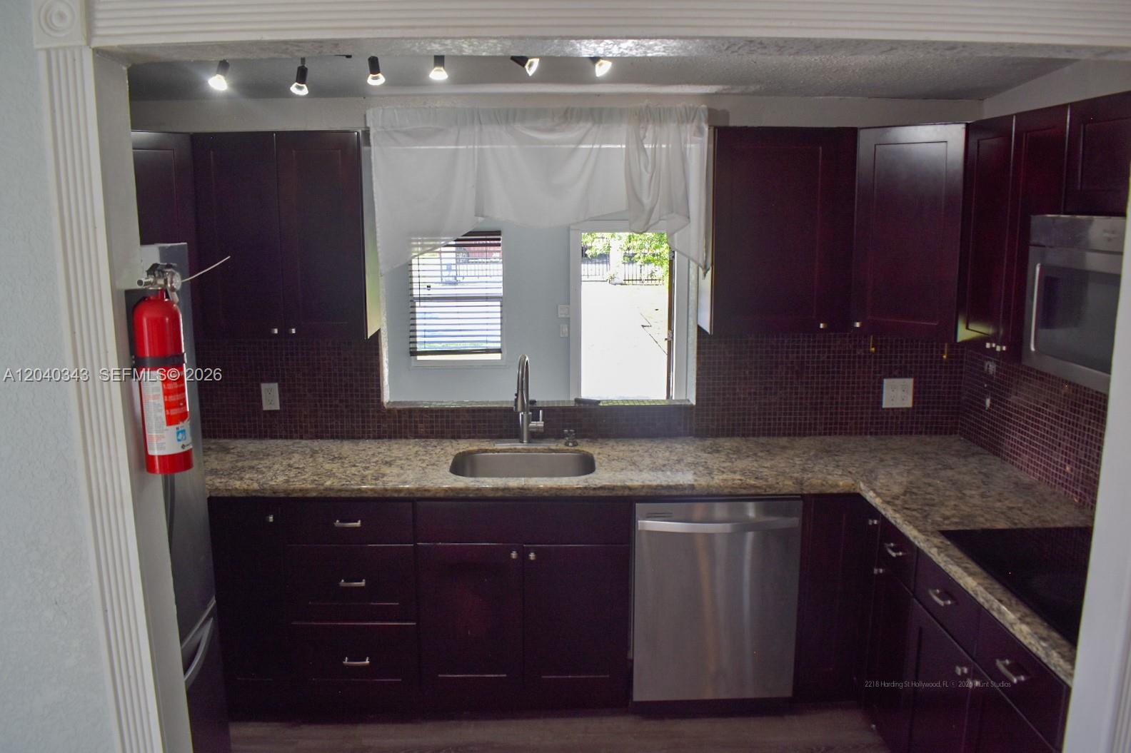 2218 Harding Street Hollywood, FL 33020 - Photo 71 of 105