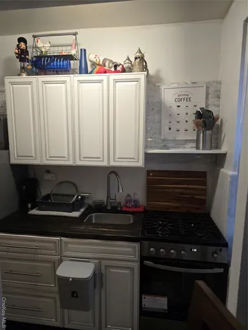 $139,000 | 141 Woodmere Boulevard, Unit 6C, Woodmere, NY 11598