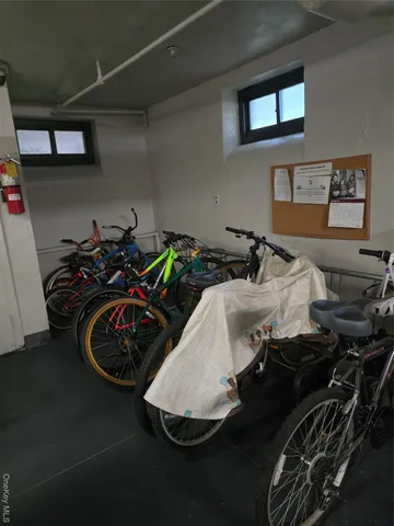 $139,000 | 141 Woodmere Boulevard, Unit 6C, Woodmere, NY 11598