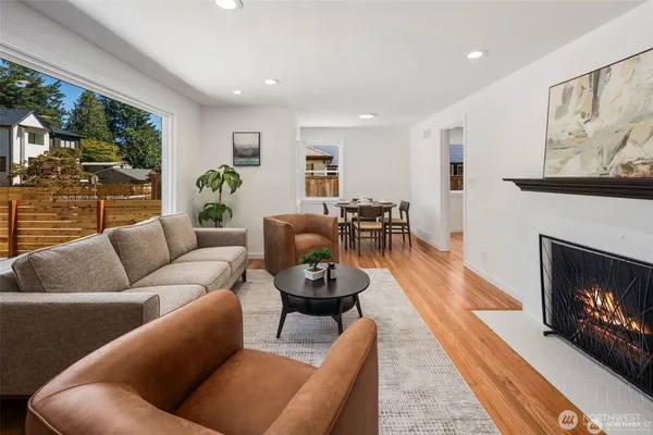 $3,500 | 3811 Northeast 89th Street, Seattle, WA 98115