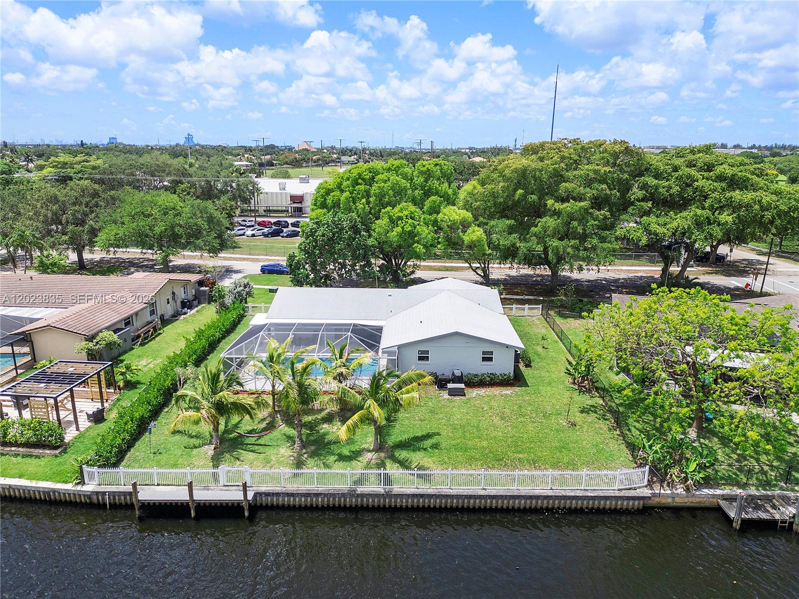 6241 Southwest 16th Street Plantation, FL 33317 - Photo 32 of 36