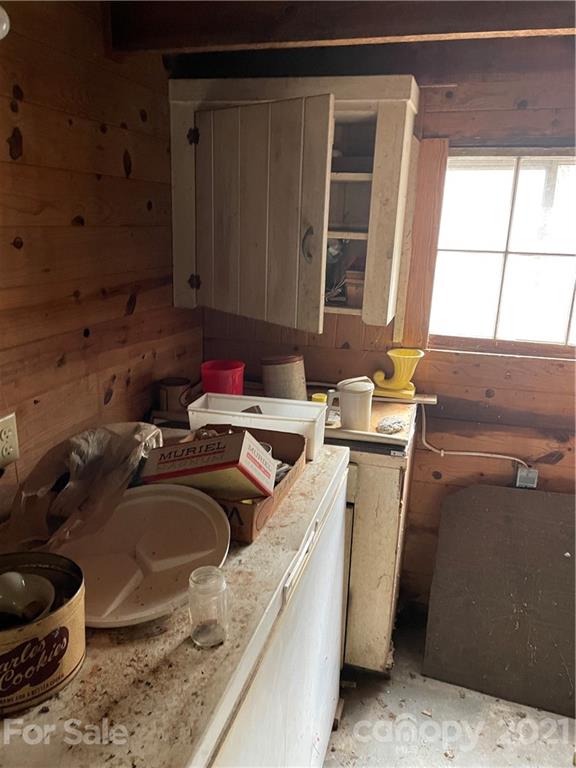 151 Old Bee Tree Road Swannanoa, NC 28778 - Photo 14 of 26 Gallery Image 14