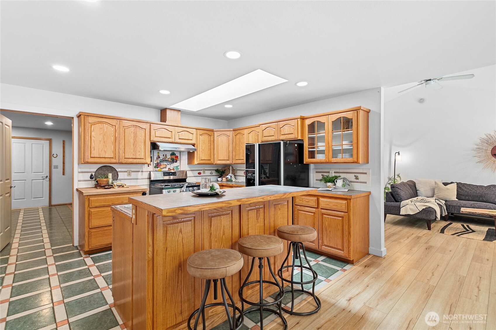 7711 Shire Road Maple Falls, WA 98266 - Photo 13 of 40 Gallery Image 13