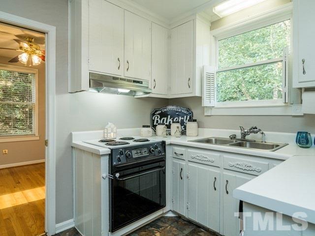 3605 Wheaton Place Raleigh, NC 27609 - Photo 12 of 26