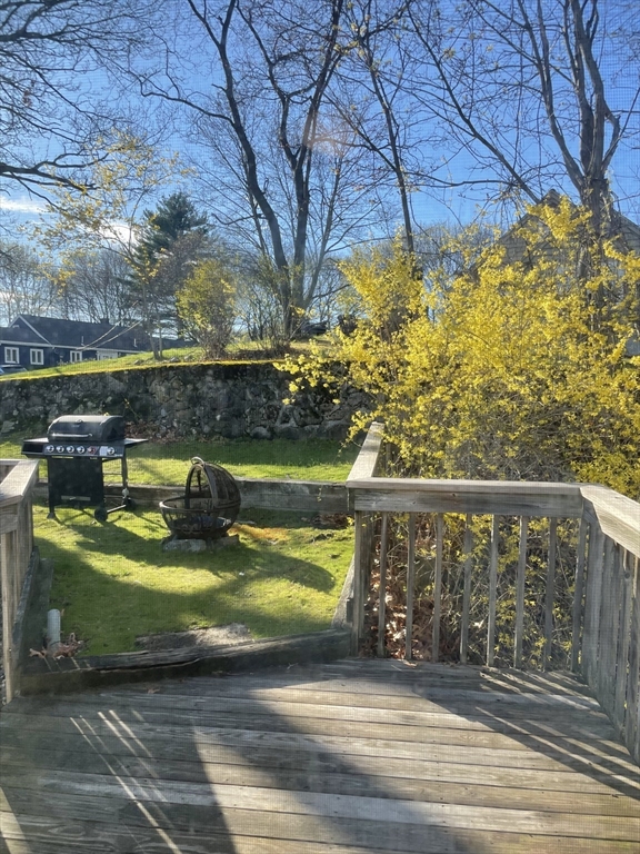 19 Hart Street, Unit 4 Wakefield, MA 01880 - Photo 13 of 22