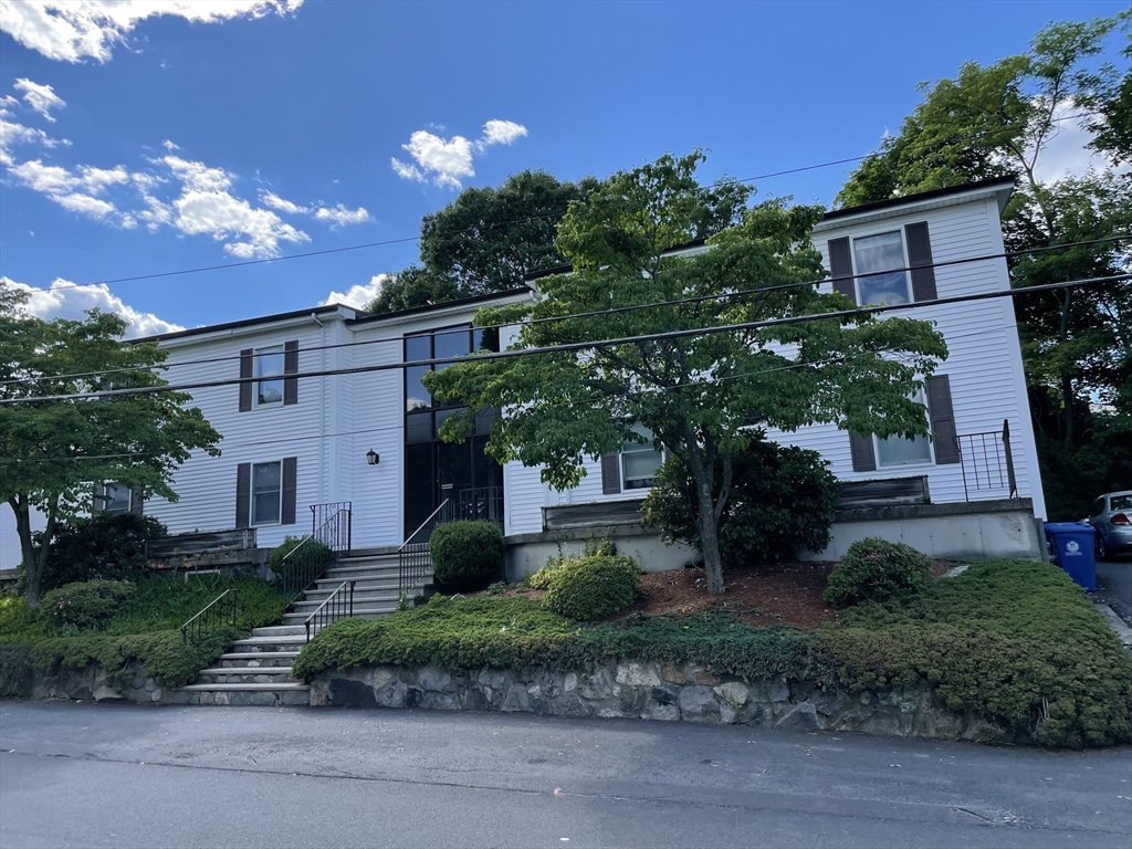 19 Hart Street, Unit 4 Wakefield, MA 01880 - Photo 22 of 22