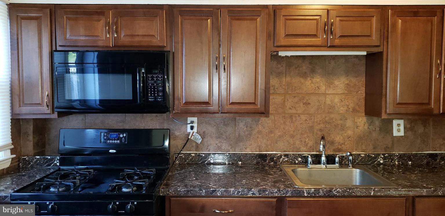 1246 Deanwood Road Baltimore, MD 21234 - Photo 22 of 63 Gallery Image 22
