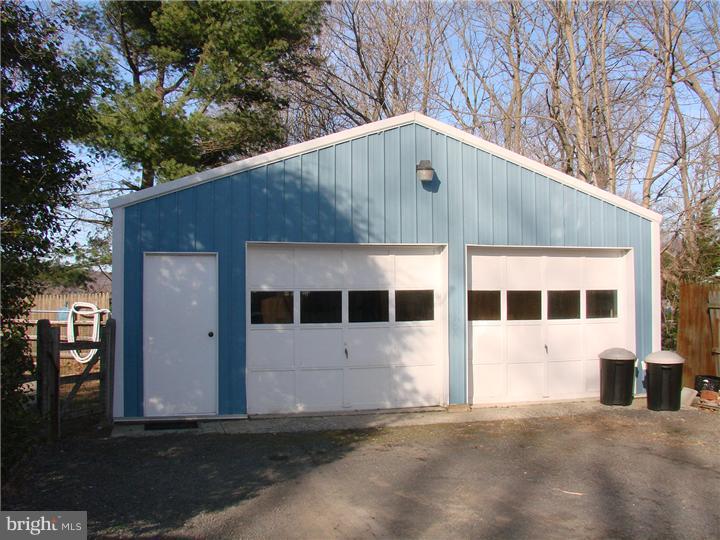 1837 Forest Grove Road New Hope, PA 18938 - Photo 24 of 25 Garage