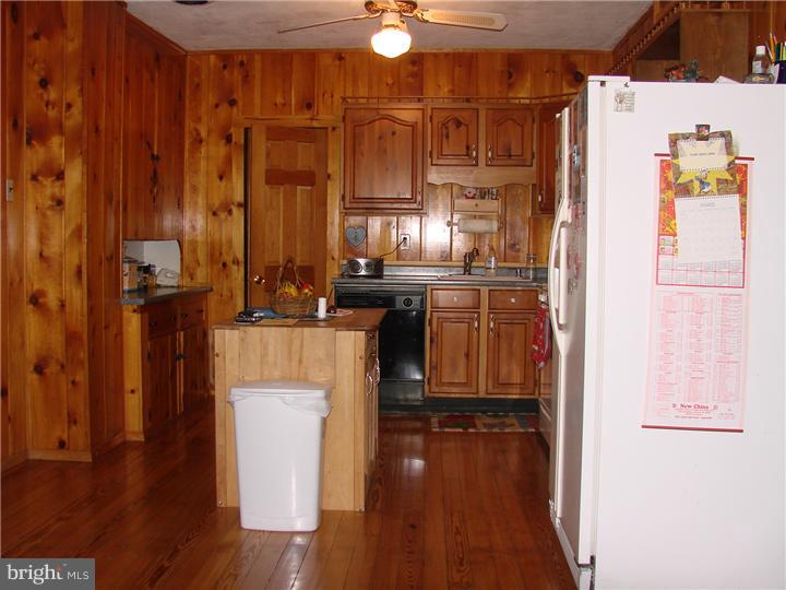 1837 Forest Grove Road New Hope, PA 18938 - Photo 10 of 25 Kitchen