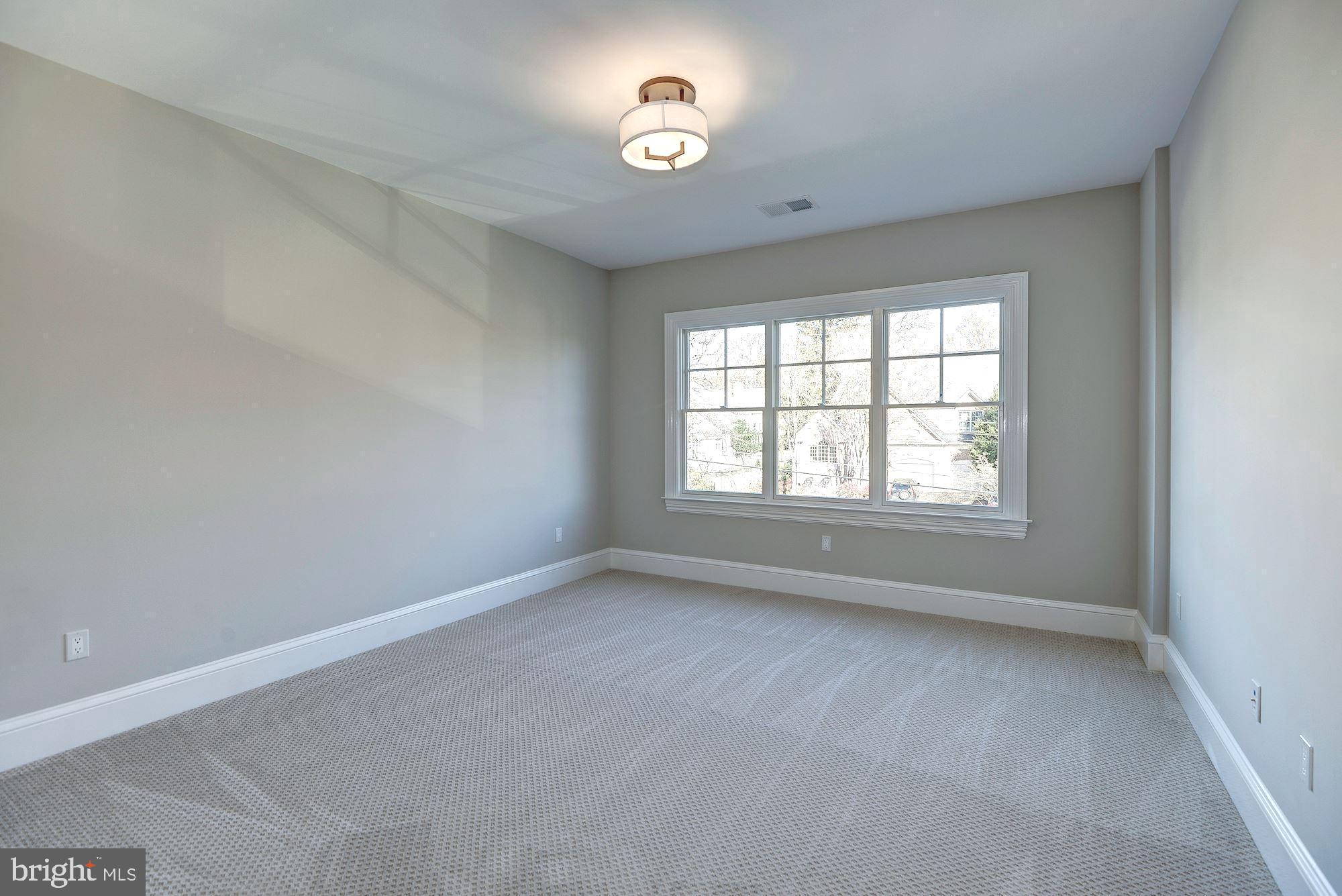 7205 Elizabeth Drive McLean, VA 22101 - Photo 28 of 39 Secondary Bedroom
