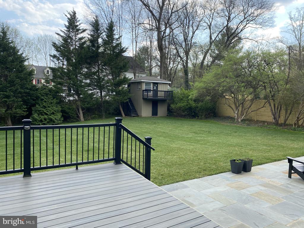 7205 Elizabeth Drive McLean, VA 22101 - Photo 38 of 39 Expansive Backyard