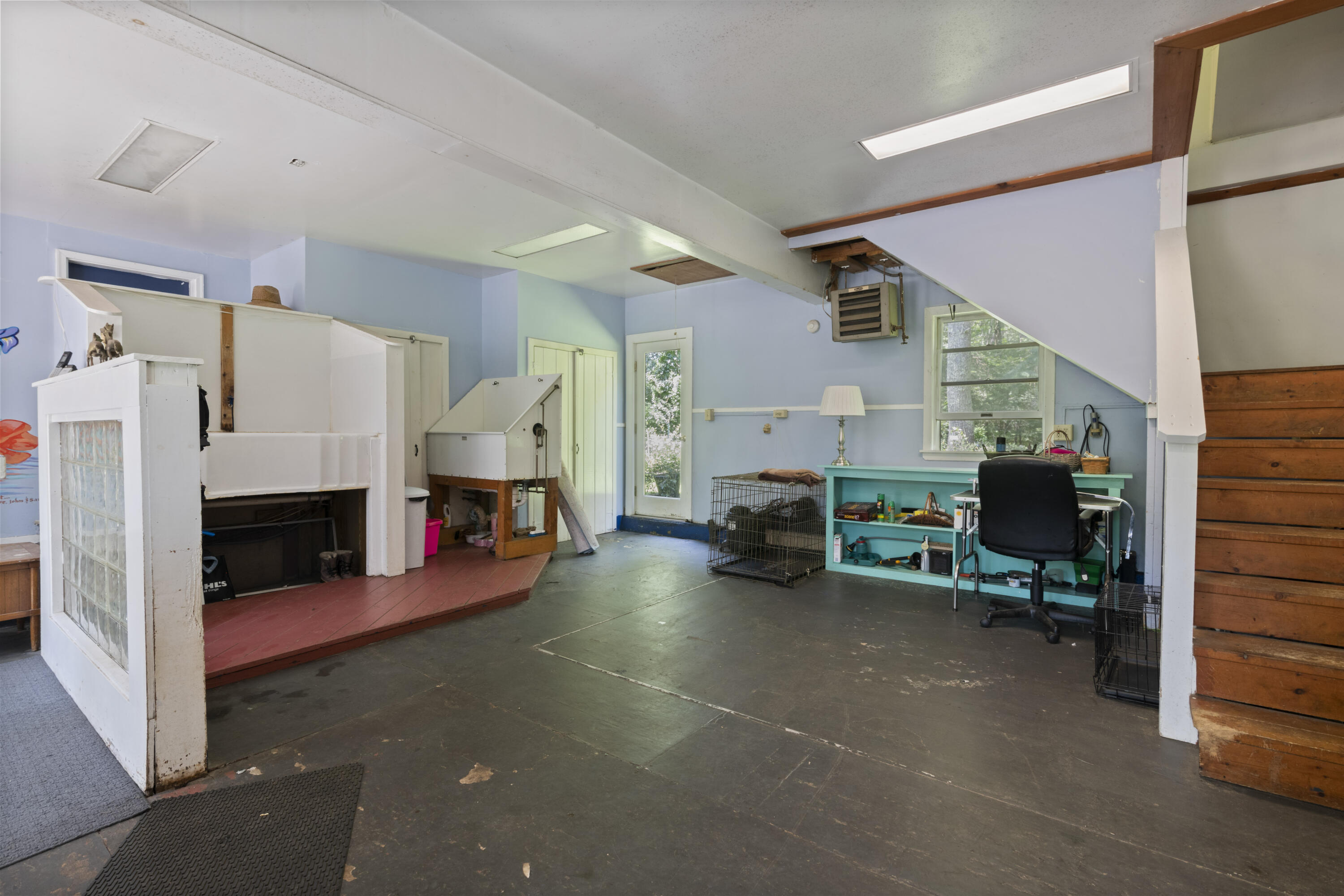 1862 Post Road Wells, ME 04090 - Photo 30 of 39 Pet grooming studio