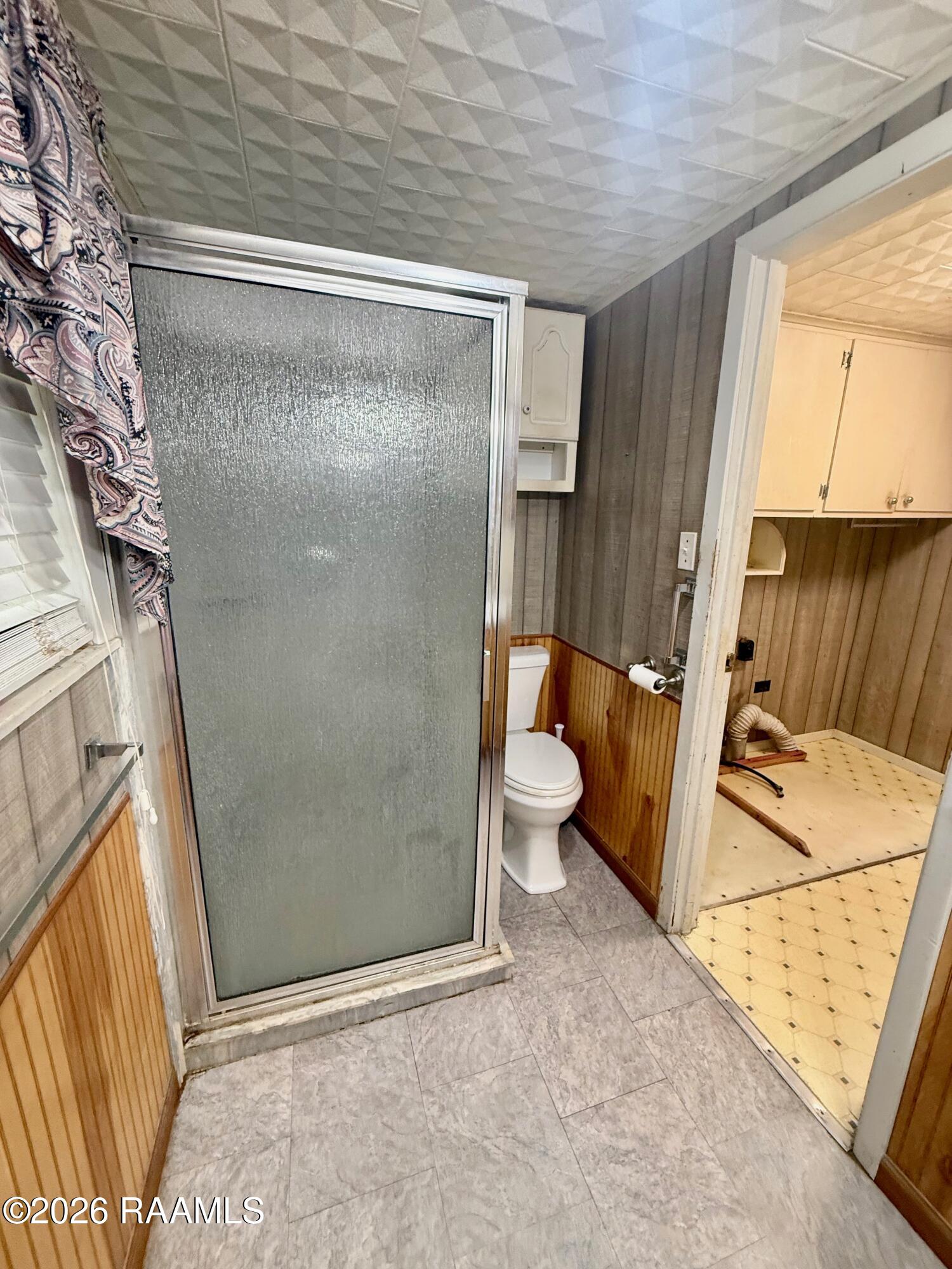 6718 Gondron Road New Iberia, LA 70563 - Photo 48 of 50 2nd Bathroom