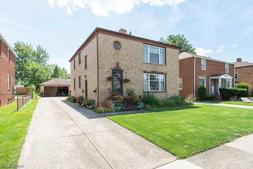 7445 Pearl Road Cleveland, OH 44130 - Photo 3 of 35