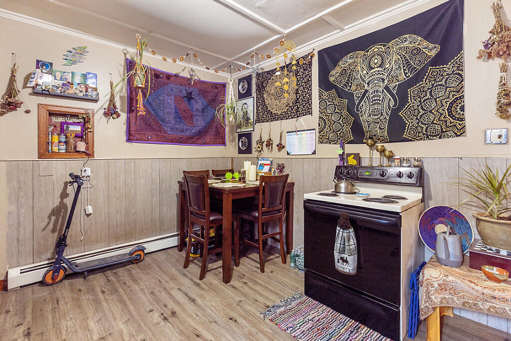 18 King Street Waterville, ME 04901 - Photo 20 of 41 20_BP5A3030_DxO_mls