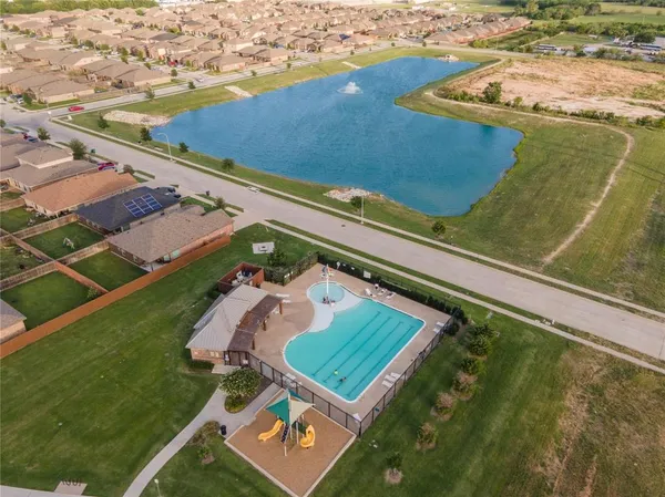 $2,200 | 6353 Spokane Drive, Fort Worth, TX 76179