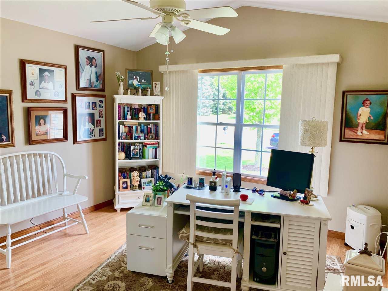 1605 West Geneva Road Peoria, IL 61615 - Photo 21 of 34 Gallery Image 21