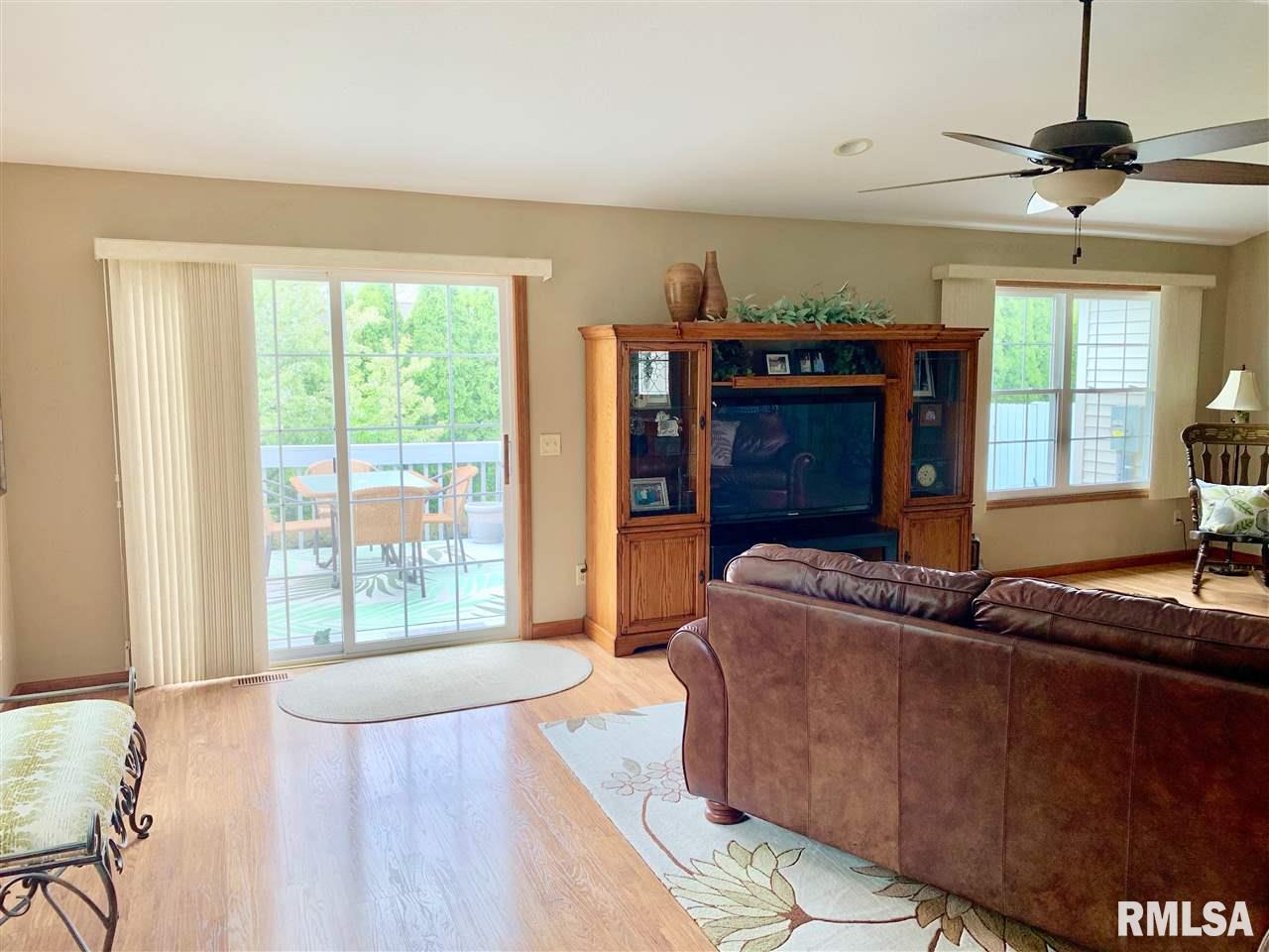 1605 West Geneva Road Peoria, IL 61615 - Photo 8 of 34 Gallery Image 8
