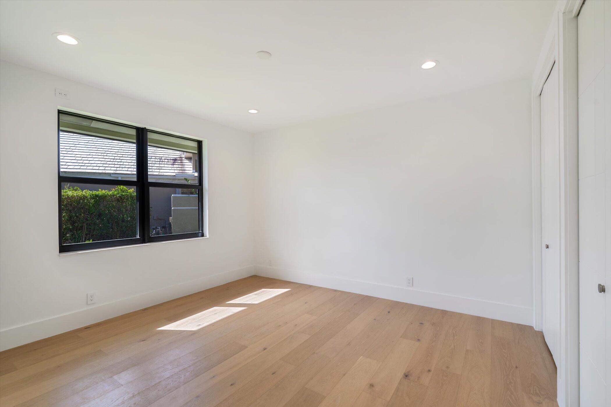 4459 Bocaire Boulevard Boca Raton, FL 33487 - Photo 38 of 72 an empty room with a window