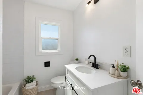 $819,980 | 6912 Henrilee Street, Lakewood, CA 90713