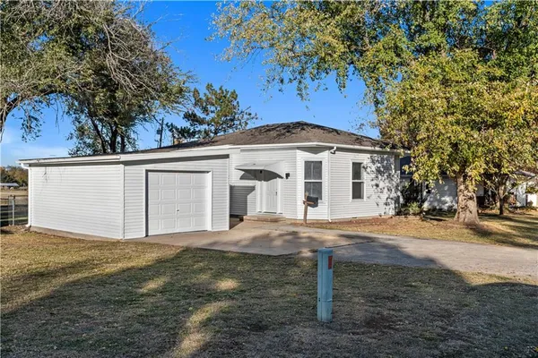 $149,000 | 307 West 23rd Street, Fort Scott, KS 66701