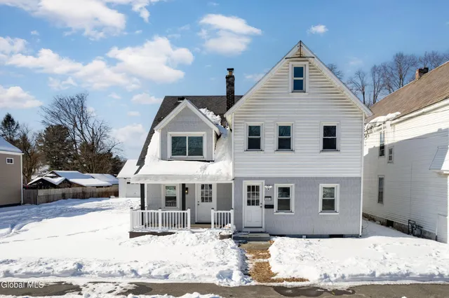 $419,900 | 1353 Helderberg Avenue, Rotterdam, NY 12306