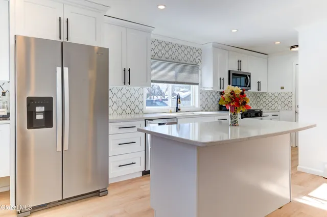 $419,900 | 1353 Helderberg Avenue, Rotterdam, NY 12306