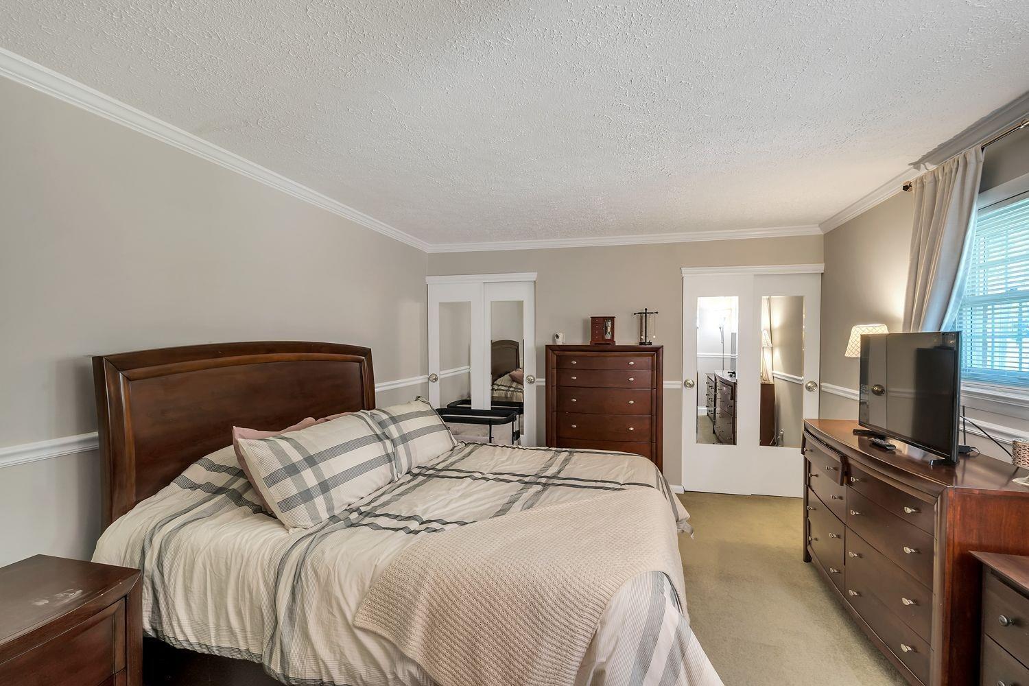 3890 Hubble Road Cincinnati, OH 45247 - Photo 19 of 50