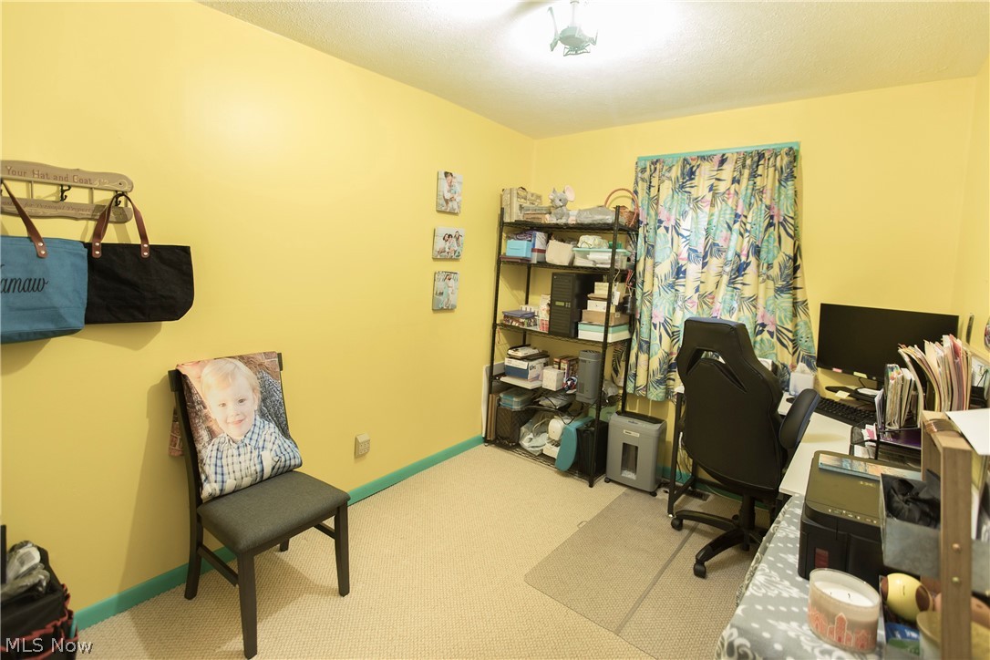 104 Annis Road Amherst, OH 44001 - Photo 22 of 23 Gallery Image 22