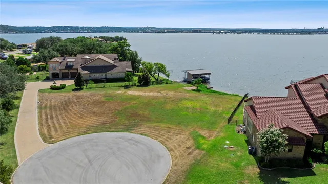 $1,200,000 | 207 Wilderness Drive East, Marble Falls, TX 78654