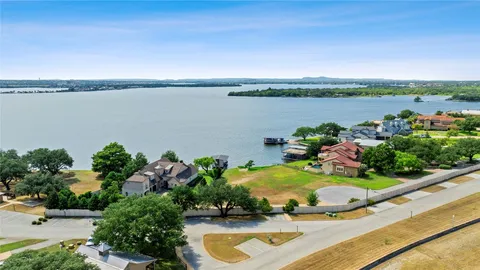 $1,200,000 | 207 Wilderness Drive East, Marble Falls, TX 78654
