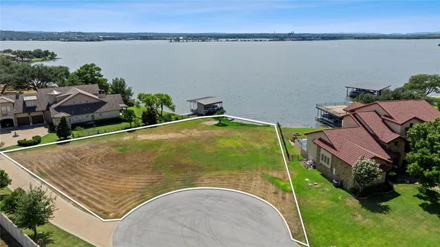 $1,200,000 | 207 Wilderness Drive East, Marble Falls, TX 78654