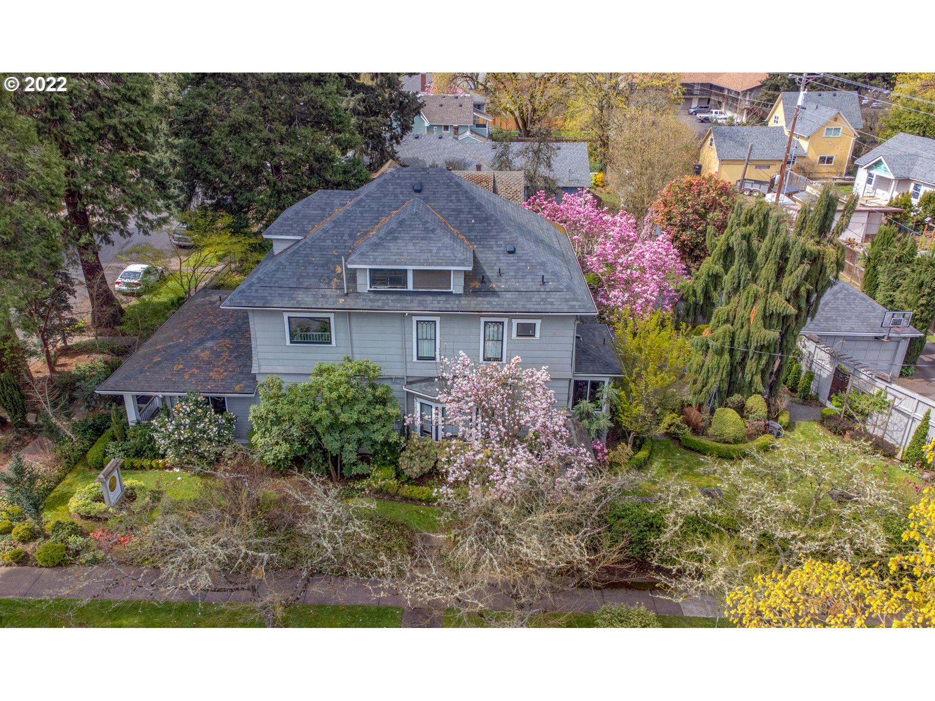 448 D Street Springfield, OR 97477 - Photo 2 of 32 a aerial view of a house