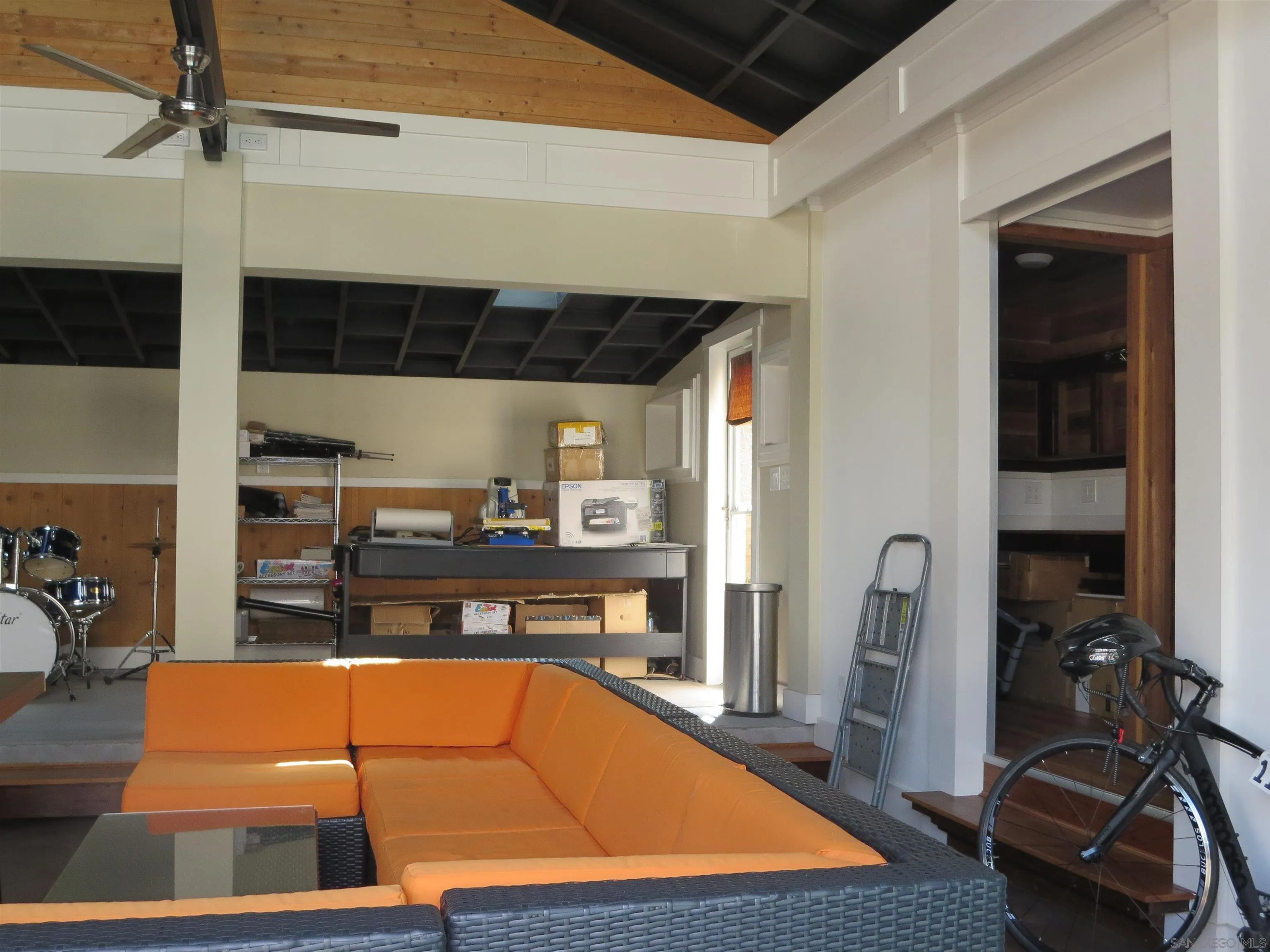 14223 Frame Road Poway, CA 92064 - Photo 33 of 44 a room with musical instruments