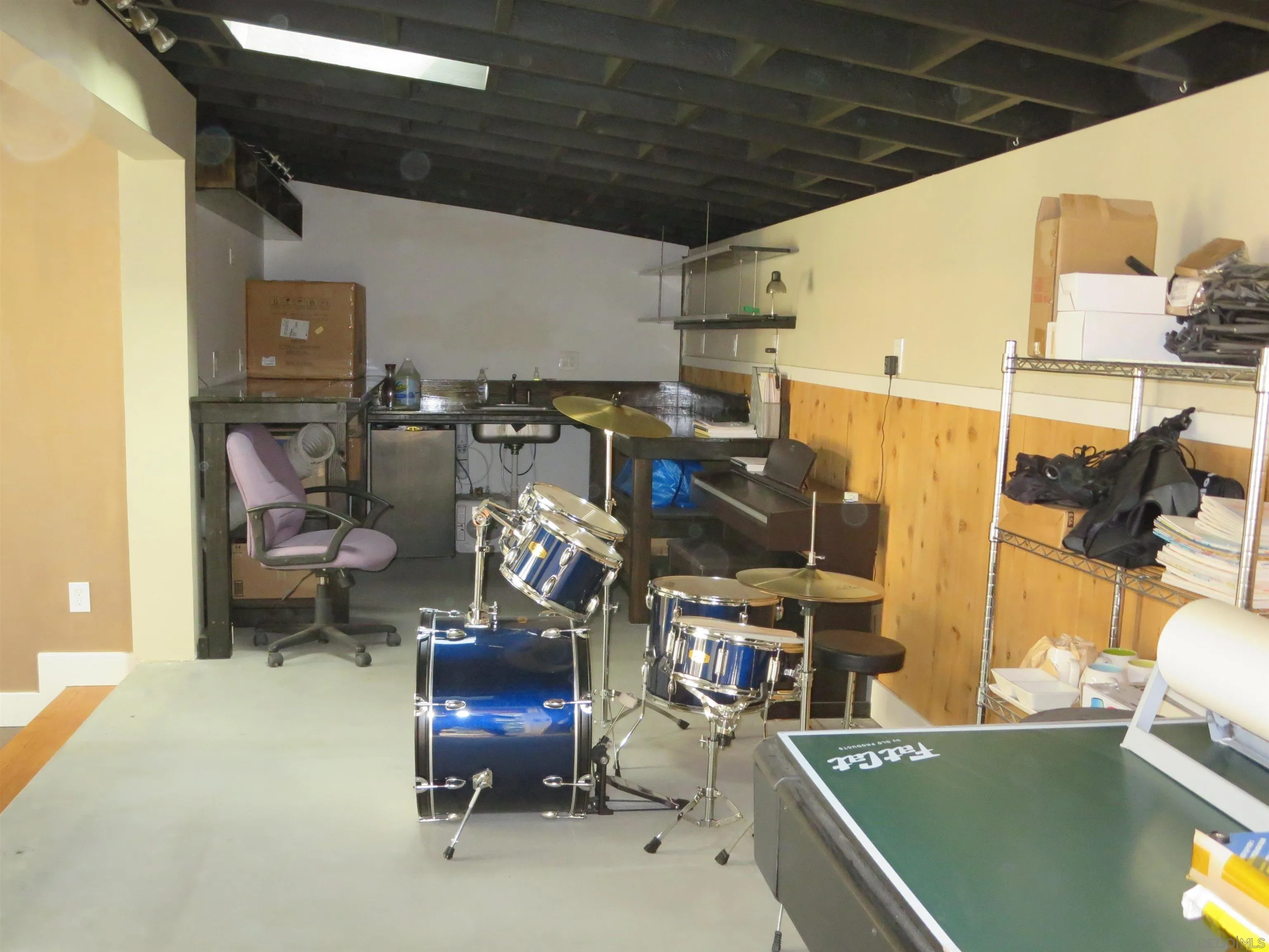 14223 Frame Road Poway, CA 92064 - Photo 34 of 44 a view of a room with gym equipment